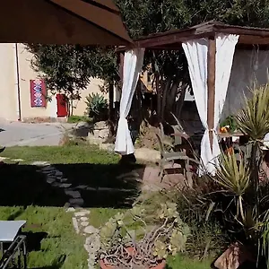 Cantunera Barbára Casa vacanze Torre Nubia